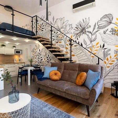 Home Sweet Home Краков Экстерьер фото